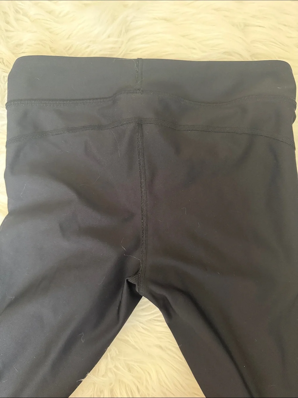 Under Armour Black Capri Leggings | Women’s Size Small | Cropped - Picture 7 of 8